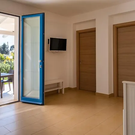 Ferienhaus Villa Tra Mare E Ulivi *